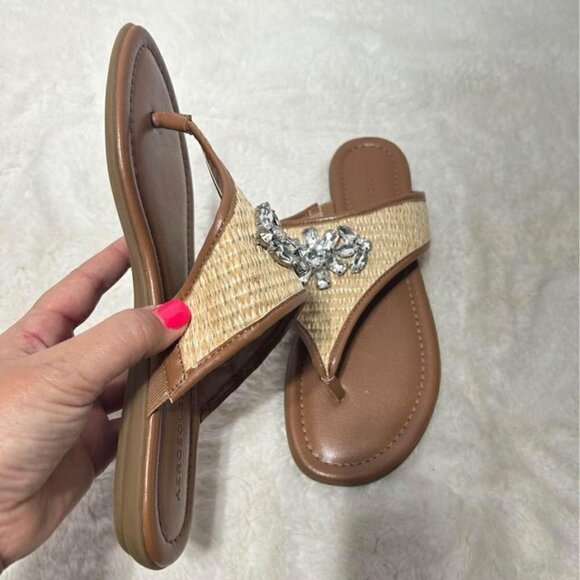 Woman’s Aerosoles rattan rhinestone sandals. Size 9.5. Excellent condition. - Picture 8 of 11
